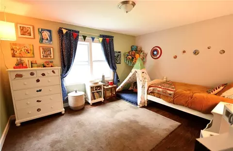Bedroom - 302 SE Corder St, Lees Summit, MO 64063 photo 4 of 6