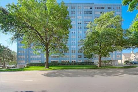 333 W Meyer Blvd #714, Kansas City, MO 64113