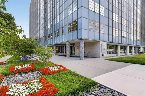 333 W Meyer Blvd #714, Kansas City, MO 64113
