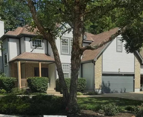12124 Grand Ave, Kansas City, MO 64145