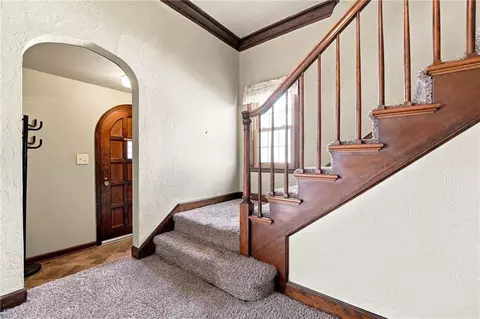 Entry Way - 202 E Main St, Richmond, MO 64085 photo 5 of 7