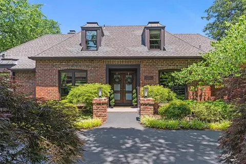 1280 W 59th St, Kansas City, MO 64113