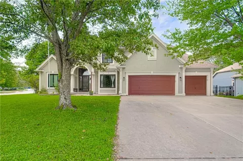 14255 NW 65th Pl, Parkville, MO 64152