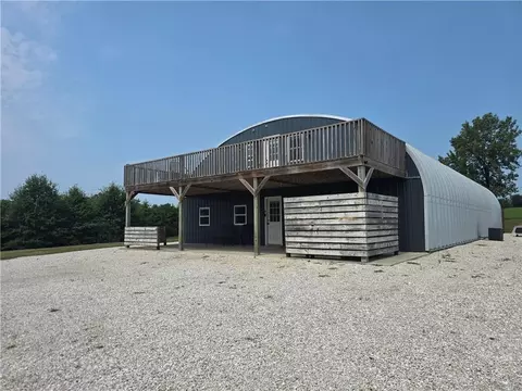 Other - 1105 Vine St, Macon, MO 63552 photo 4 of 6
