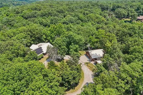 View/Area - 110 SE 1804p Ln, Clinton, MO 64735 photo 2 of 4