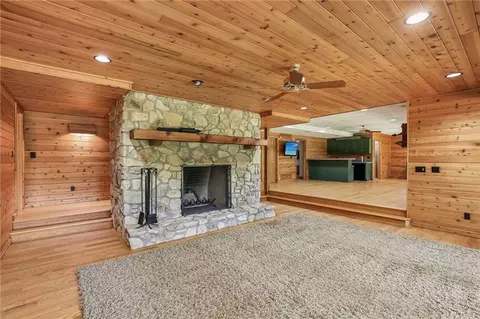 Living - 110 SE 1804p Ln, Clinton, MO 64735 photo 11 of 12