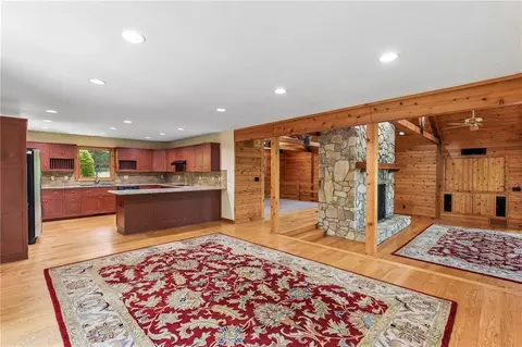 Living - 110 SE 1804p Ln, Clinton, MO 64735 photo 6 of 12