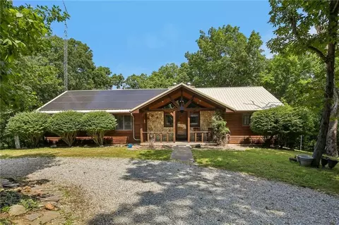 Exterior - 110 SE 1804p Ln, Clinton, MO 64735 photo 2 of 14