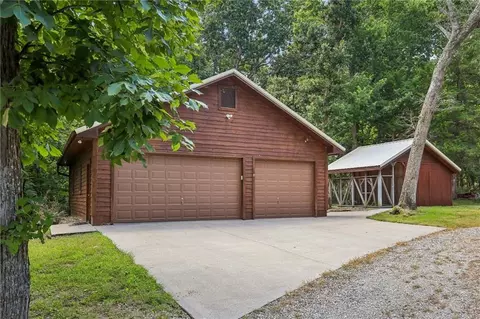 Other - 110 SE 1804p Ln, Clinton, MO 64735 photo 2 of 15