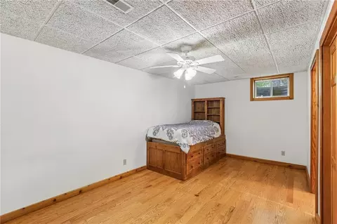 Bedroom - 110 SE 1804p Ln, Clinton, MO 64735 photo 9 of 9