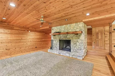 Living - 110 SE 1804p Ln, Clinton, MO 64735 photo 12 of 12