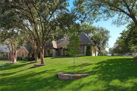 18502 W 114th St, Olathe, KS 66061