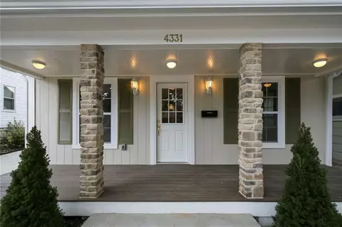 4331 Bell St, Kansas City, MO 64111