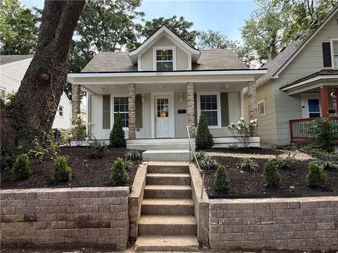 4331 Bell St, Kansas City, MO 64111