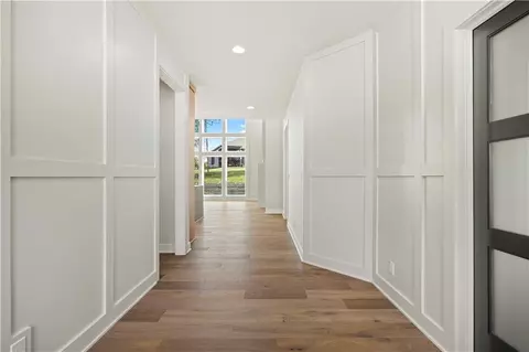 Entry Way - 511 Turnbridge Dr, Raymore, MO 64083 photo 2 of 9