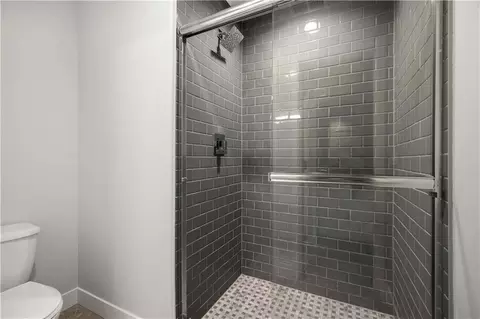 Bath - 511 Turnbridge Dr, Raymore, MO 64083 photo 9 of 9