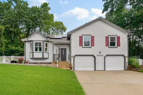 1100 S 14th St, Leavenworth, KS 66048