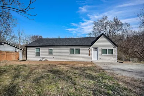 5227 N Merrimac Ave, Kansas City, MO 64151