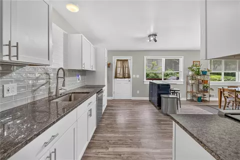 Kitchen - 13021 E 40th Ter, Independence, MO 64055 photo 1 of 6