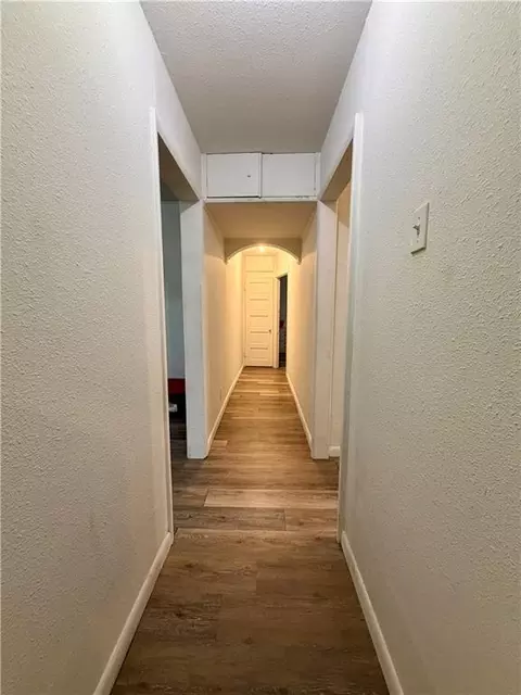 Entry Way - 800 E Hill St, Independence, KS 67301 photo 3 of 3