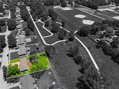 View/Area - 503 S Park Dr, Raymore, MO 64083 photo 3 of 3