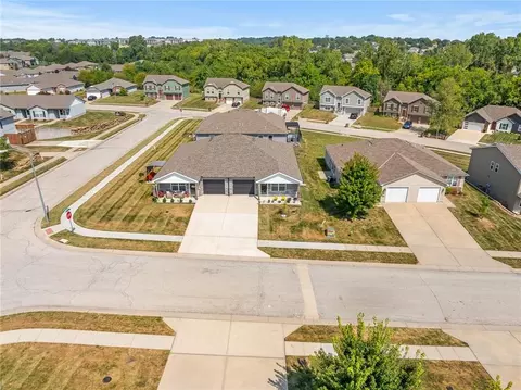 View/Area - 1722 Joann Dr, Raymore, MO 64083 photo 1 of 2