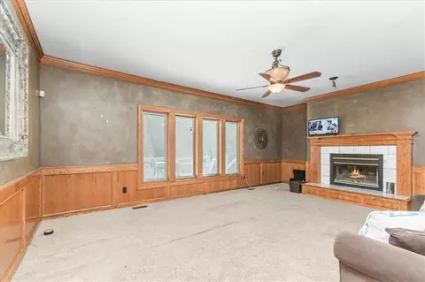 Living - 2525 SE Nottingham Dr, Lees Summit, MO 64063 photo 2 of 6