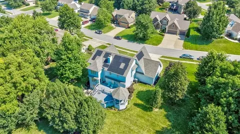 View/Area - 2525 SE Nottingham Dr, Lees Summit, MO 64063 photo 6 of 14