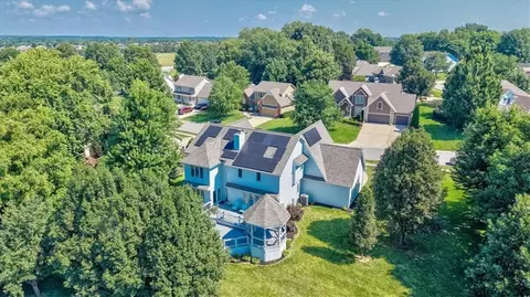 View/Area - 2525 SE Nottingham Dr, Lees Summit, MO 64063 photo 5 of 14