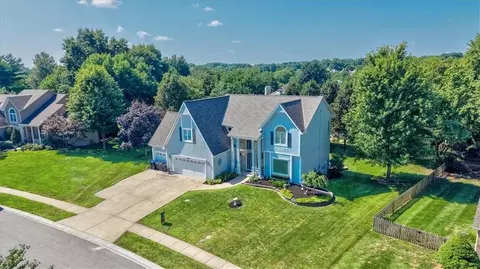 View/Area - 2525 SE Nottingham Dr, Lees Summit, MO 64063 photo 1 of 14