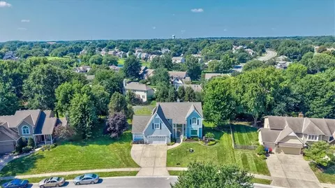 View/Area - 2525 SE Nottingham Dr, Lees Summit, MO 64063 photo 13 of 14