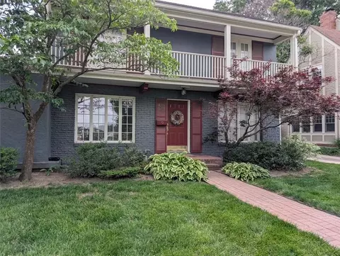 437 W 66th Ter, Kansas City, MO 64113