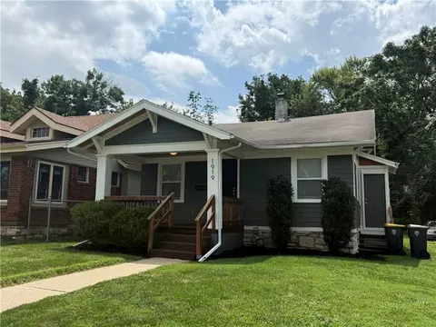 1919 E 71st Ter, Kansas City, MO 64132