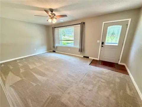 Living - 709 Milton St, Princeton, MO 64673 photo 1 of 2