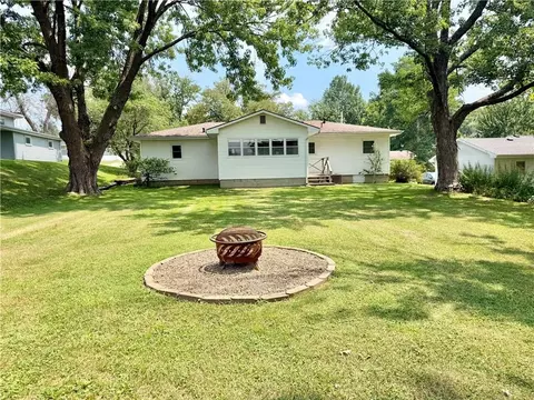 Exterior - 709 Milton St, Princeton, MO 64673 photo 3 of 3