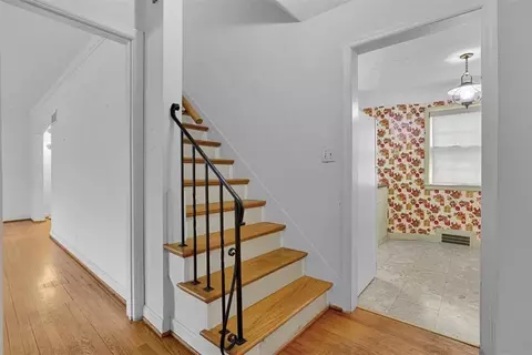 Entry Way - 10011 E 10009 E 35th Ter, Independence, MO 64052 photo 1 of 1