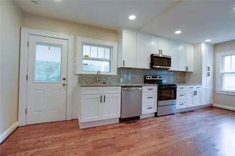Kitchen - 714 E Gudgell Ave, Independence, MO 64055 photo 5 of 5