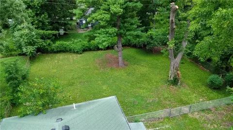 Exterior - 714 E Gudgell Ave, Independence, MO 64055 photo 8 of 8
