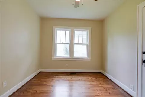 Bedroom - 714 E Gudgell Ave, Independence, MO 64055 photo 1 of 8