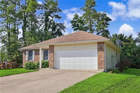 Exterior - 17 Sandi Cir, Dearborn, MO 64439 photo 2 of 5