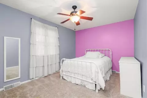 Bedroom - 4524 NW Bramble Trl, Lees Summit, MO 64064 photo 4 of 4