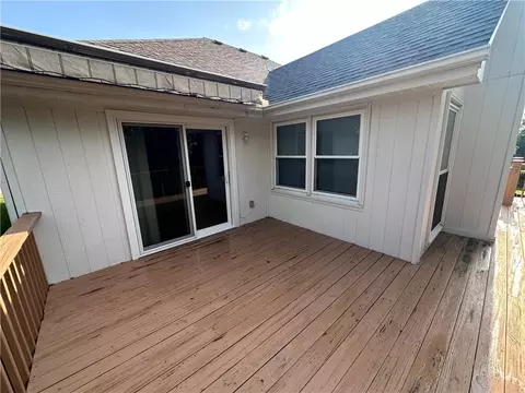 Exterior - 19009 E 34 St, Independence, MO 64057 photo 3 of 5