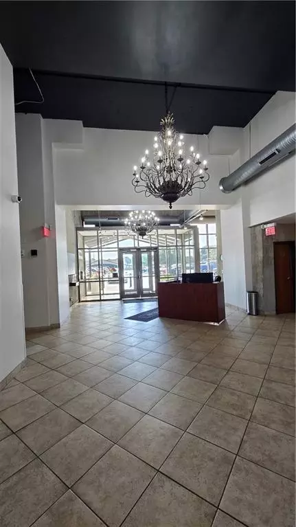 600 Admiral Blvd #602, Kansas City, MO 64106