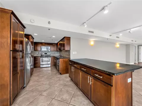 600 Admiral Blvd #602, Kansas City, MO 64106