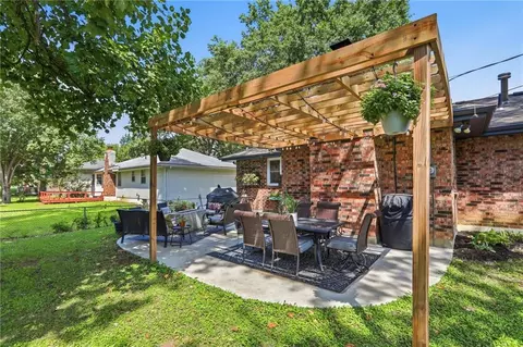 Exterior - 7705 E 127th St, Grandview, MO 64030 photo 3 of 7