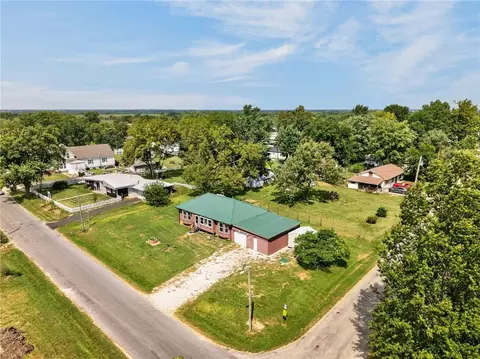 View/Area - 305 Elm St, Polo, MO 64671 photo 1 of 3