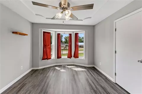Living - 305 Elm St, Polo, MO 64671 photo 9 of 11