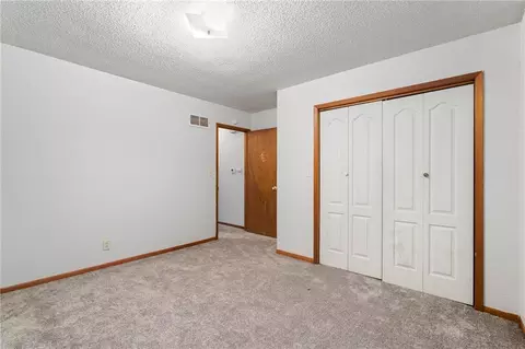 Bedroom - 2825 Tepee Ave, Independence, MO 64057 photo 4 of 4
