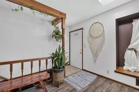 Entry Way - 9304 E 27th St, Independence, MO 64052 photo 1 of 1