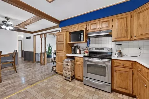 Kitchen - 9304 E 27th St, Independence, MO 64052 photo 2 of 2